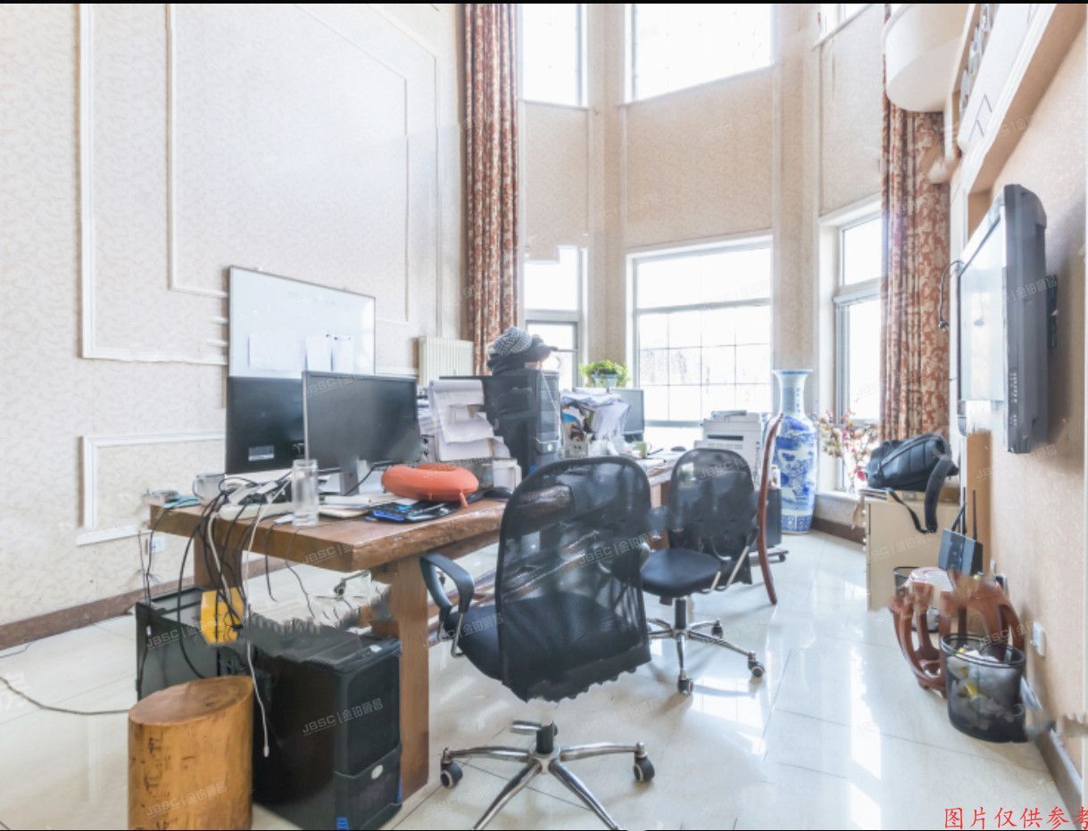 房山区 加州水郡东区42号楼1至3层4203号