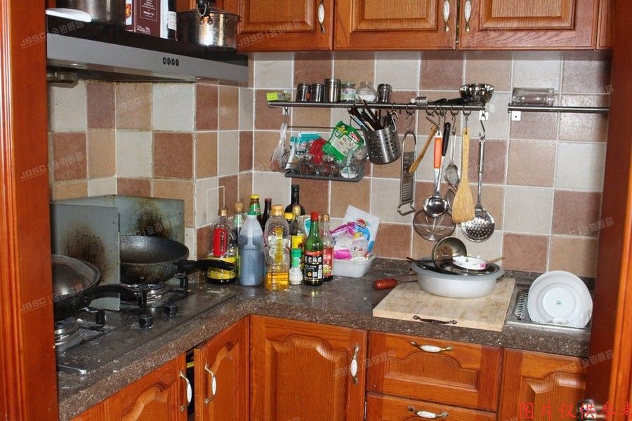 顺义区 香堤漫步一区119号楼1单元501室、502室