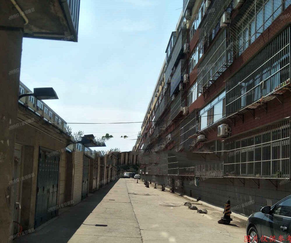 平谷区 建设西街小区18号楼7单元2层3号