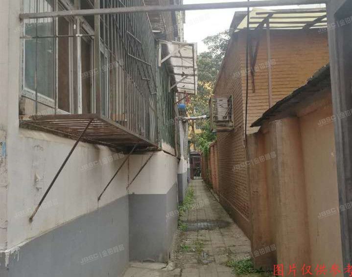 西城区 玉桃园二区8号楼2单元201室