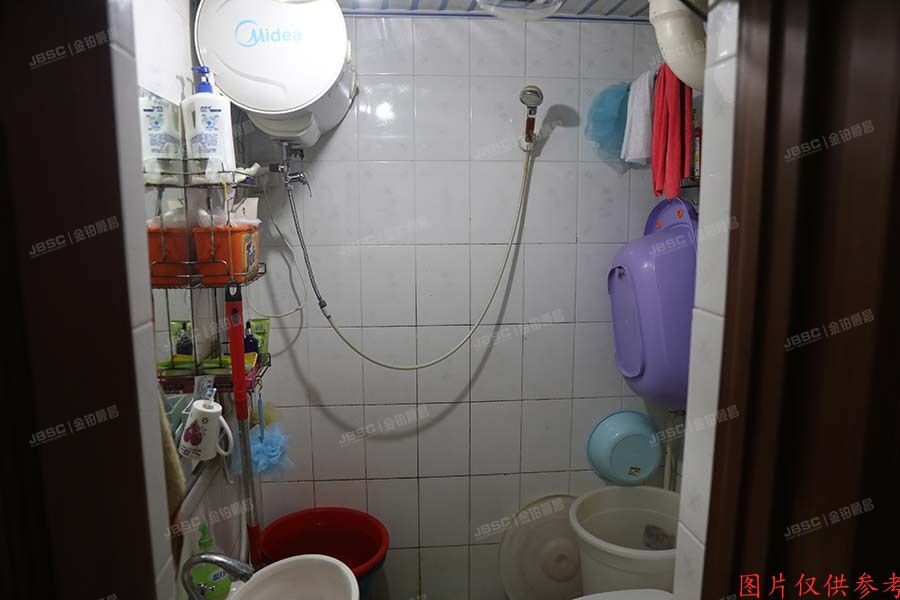 怀柔区 府前东街18号楼1单元401室