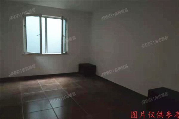 房山区 世茂维拉1号楼1单元-1至1层102室