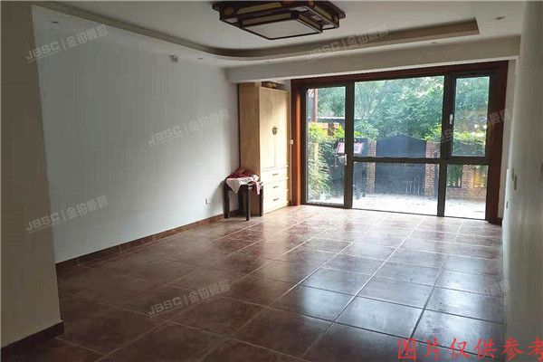 房山区 世茂维拉1号楼1单元-1至1层102室