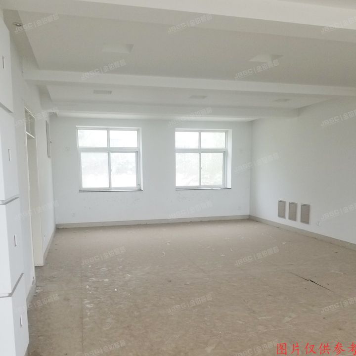 延庆区 龙聚山庄北区161号-1至3层