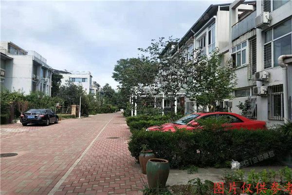 海淀区 领秀硅谷三区18号楼1至3层102室