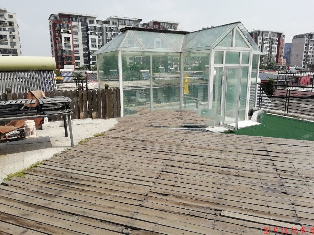 大兴区 原生墅康和园45楼1至3层106号 别墅