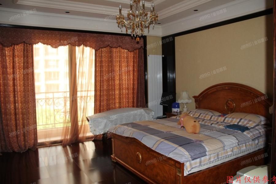 ※朝阳区 朗园星河湾5号楼6层2单元702室