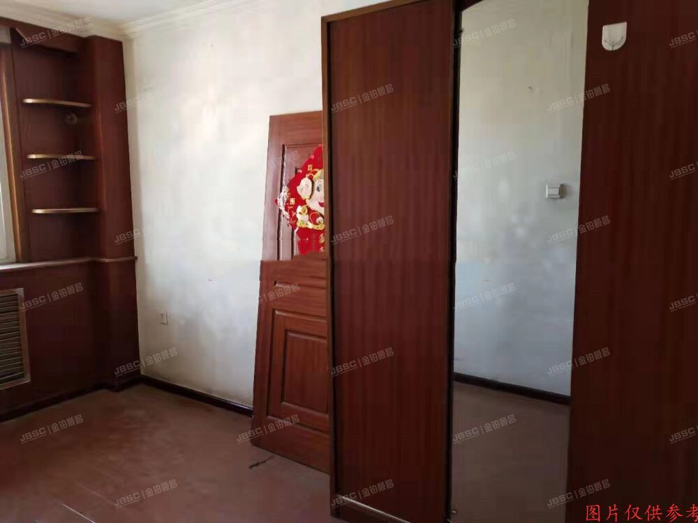 房山区 拱辰大街70号楼4单元5层451室