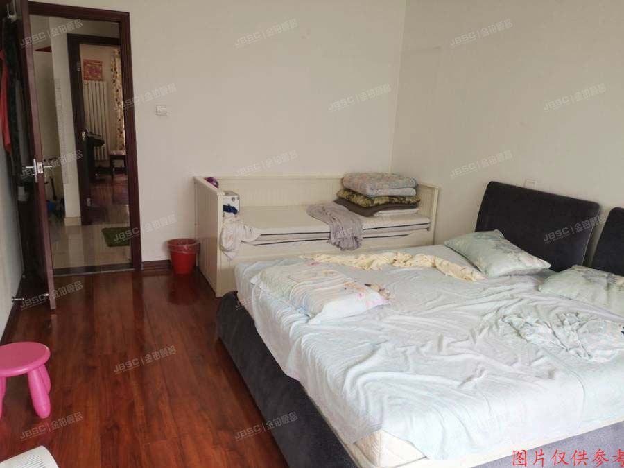 顺义区 蓝海苑6号楼5层3单元501室