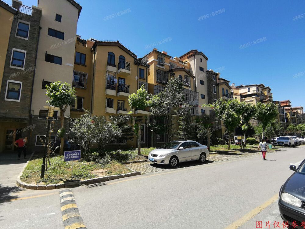 怀柔区 乐园西大街15号院20号楼2单元304（世嘉光织谷西区）