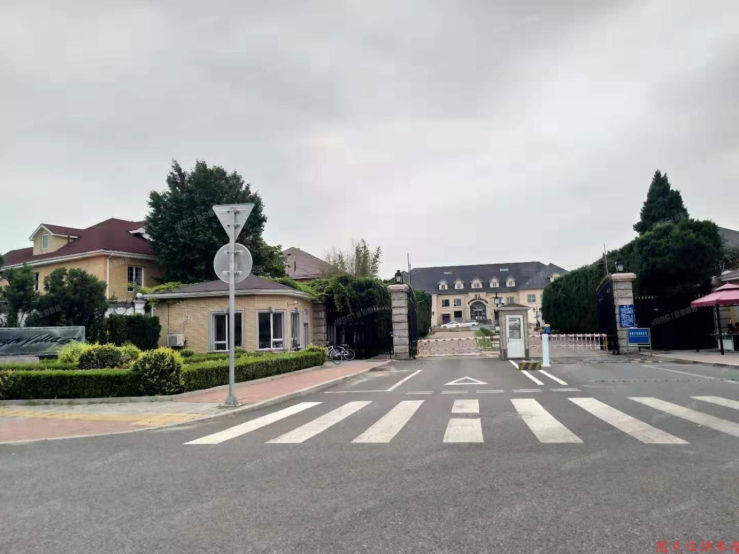 顺义区 龙苑别墅第100幢-1至2层