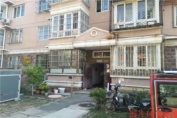 密云区 明珠花园12号院2单元502号