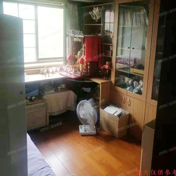 顺义区望泉家园20号4层2单元402（万科四季花城）