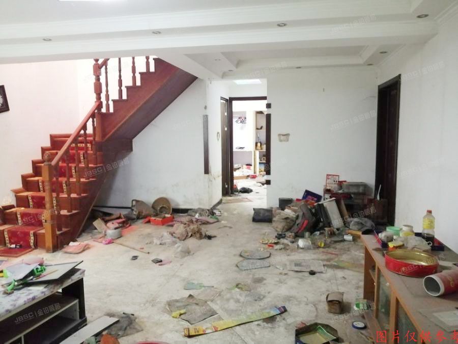 顺义区裕龙花园三区10号楼1单元101