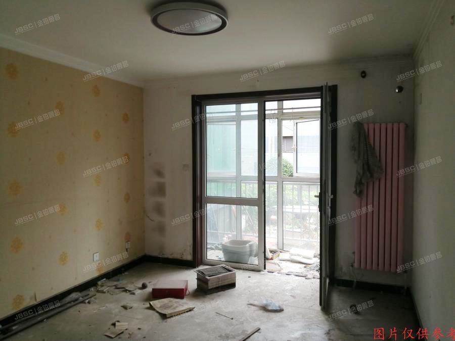 顺义区裕龙花园三区10号楼1单元101