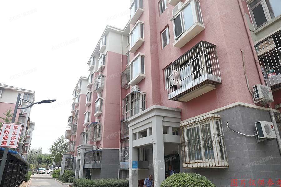 大兴区晓康东里7号楼1层2-102