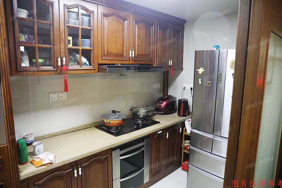 大兴区兴泰街6号院4号楼5层1单元502（旭辉紫郡）