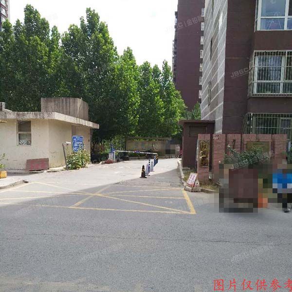 ※石景山区金顶北路18号院5栋2层3单元203（枫景园）