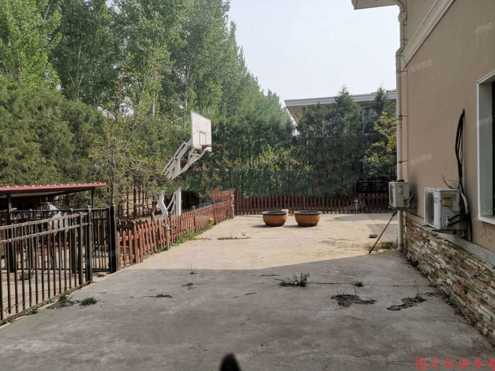 顺义区 东方太阳城富春园69号楼1至2层69  别墅