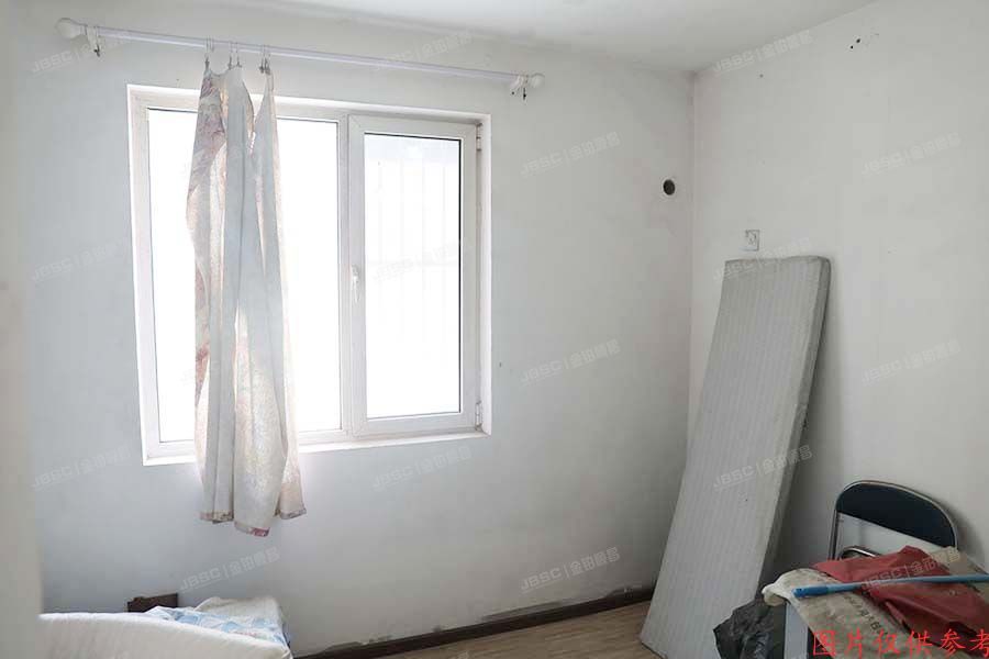 大兴区泰河园一里一区4号楼1层3单元104