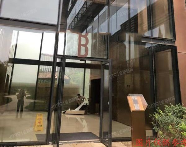 大兴区 荣华南路1号院11号楼1至2层106号（国锐金嵿）办公