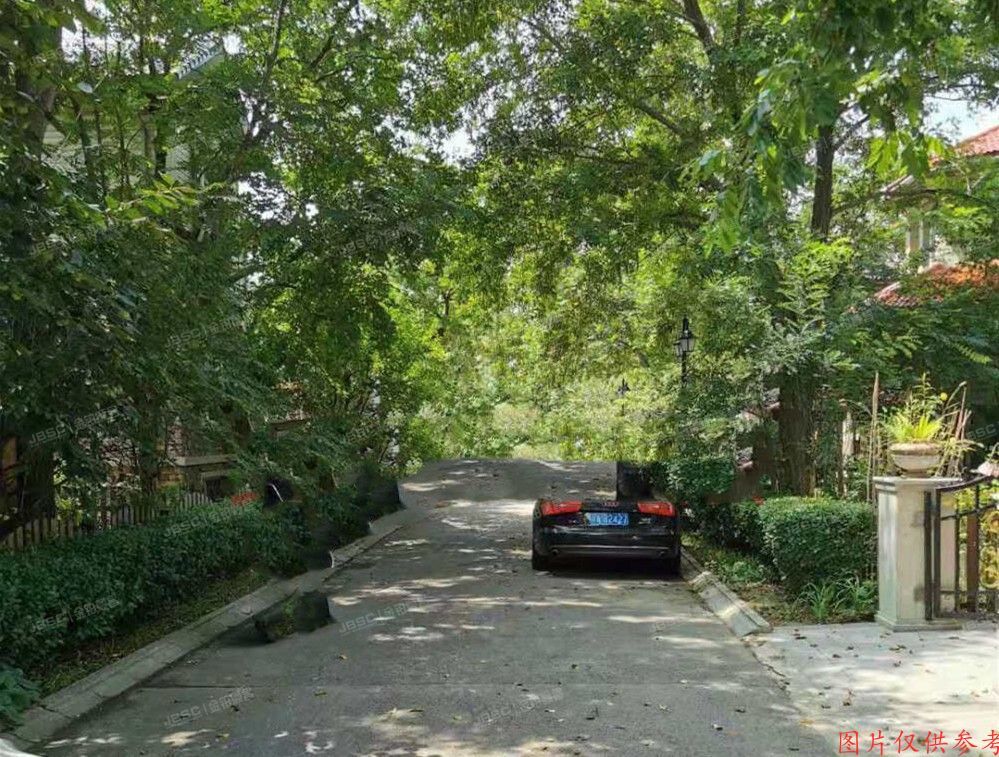 昌平区 立汤路9号一区2号楼-1至2层2号（保利垄上）别墅