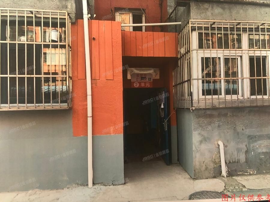 怀柔区 湖光小区甲12号楼2单元1层102