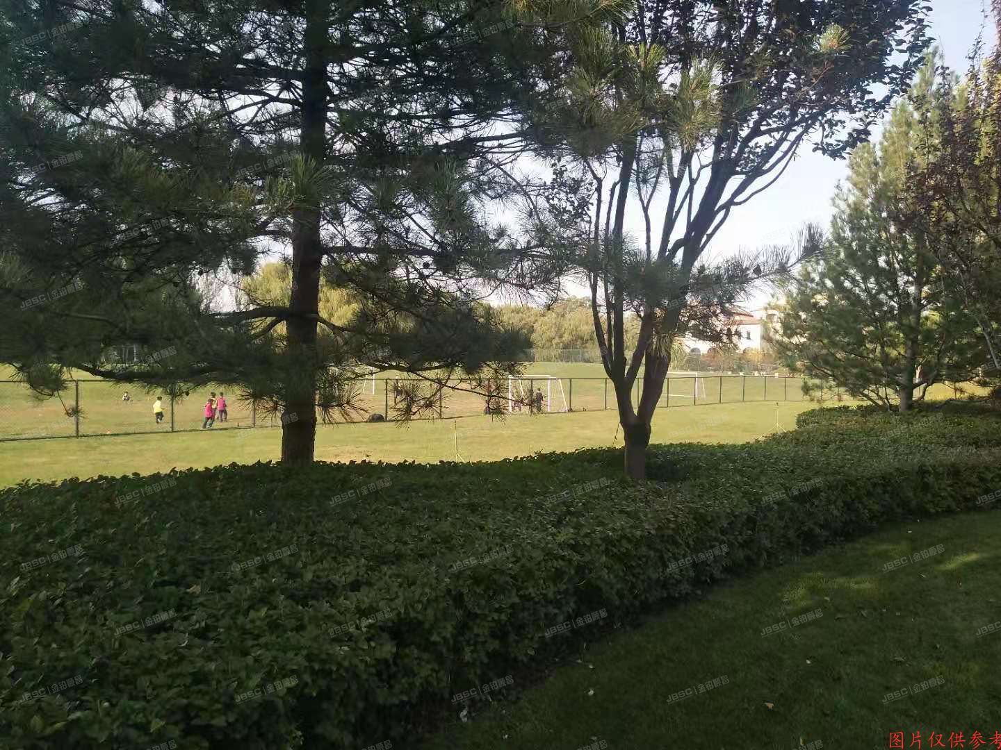 通州区 榆滨芳苑二区5号楼-1至2层101号（格拉斯小镇）