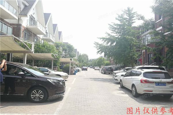 朝阳区 亚运新新家园朗月园11号楼11-8室