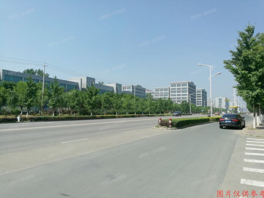 顺义区 龙塘路李桥段179号院仓储用地