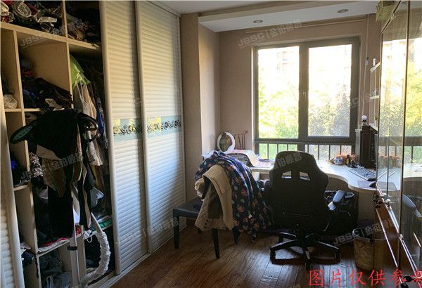 房山区 绿城•百合公寓64号楼1单元302室