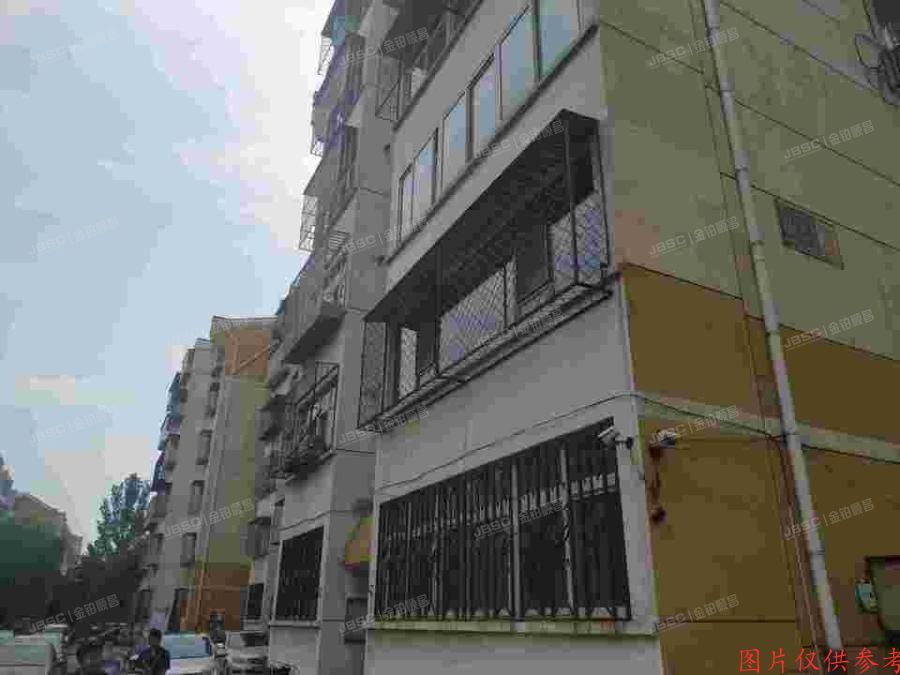 顺义区 裕龙花园六区20号楼4层三单元402