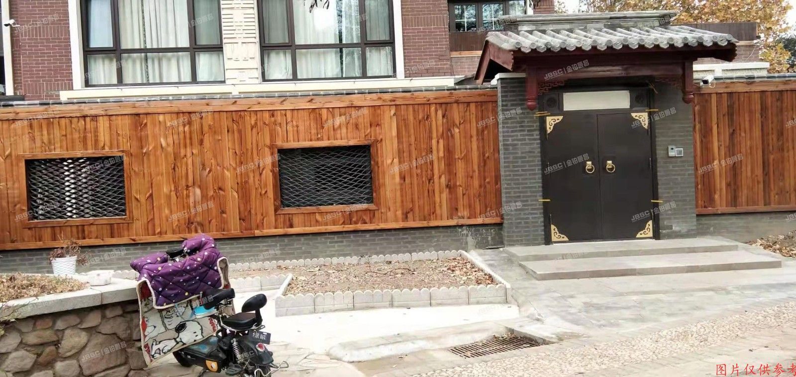 海淀区 万柳华府龙园10号楼1层2单元1018号、车位及储藏间