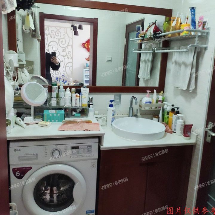 顺义区双兴北区18号楼四单元202室