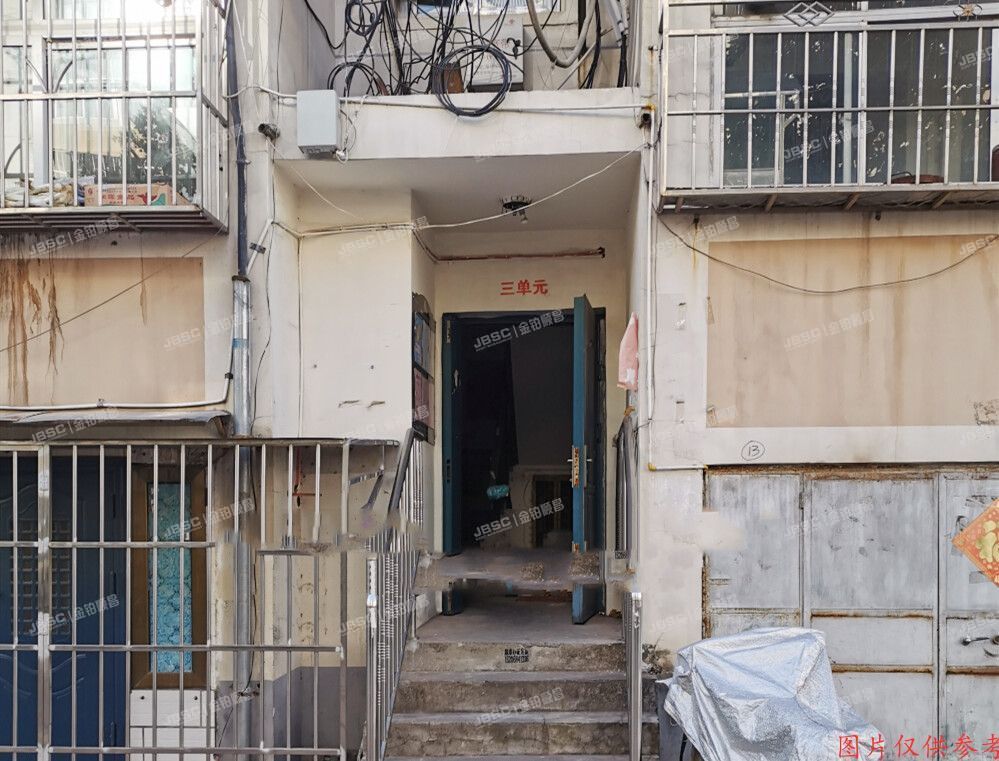 密云区 康居小区4号楼3单元102号