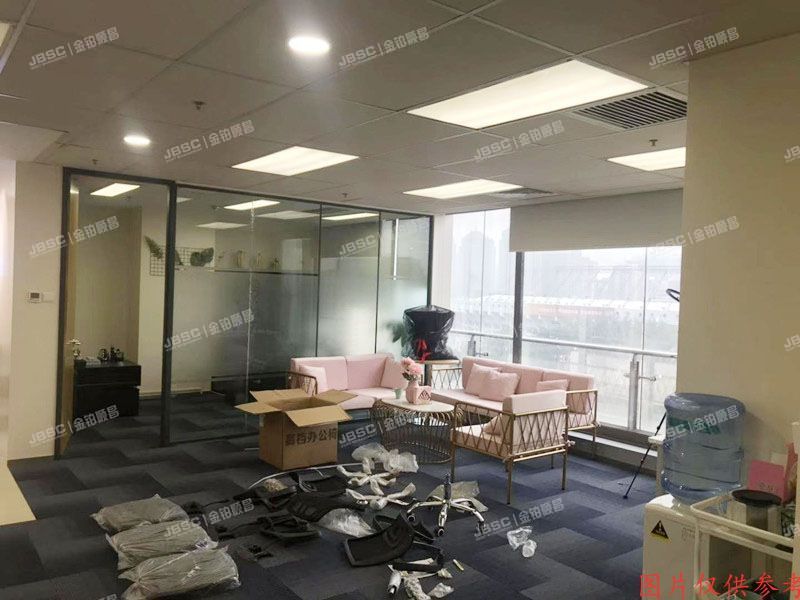 朝阳区 工人体育场东路丙2号7层705室（中国红街）