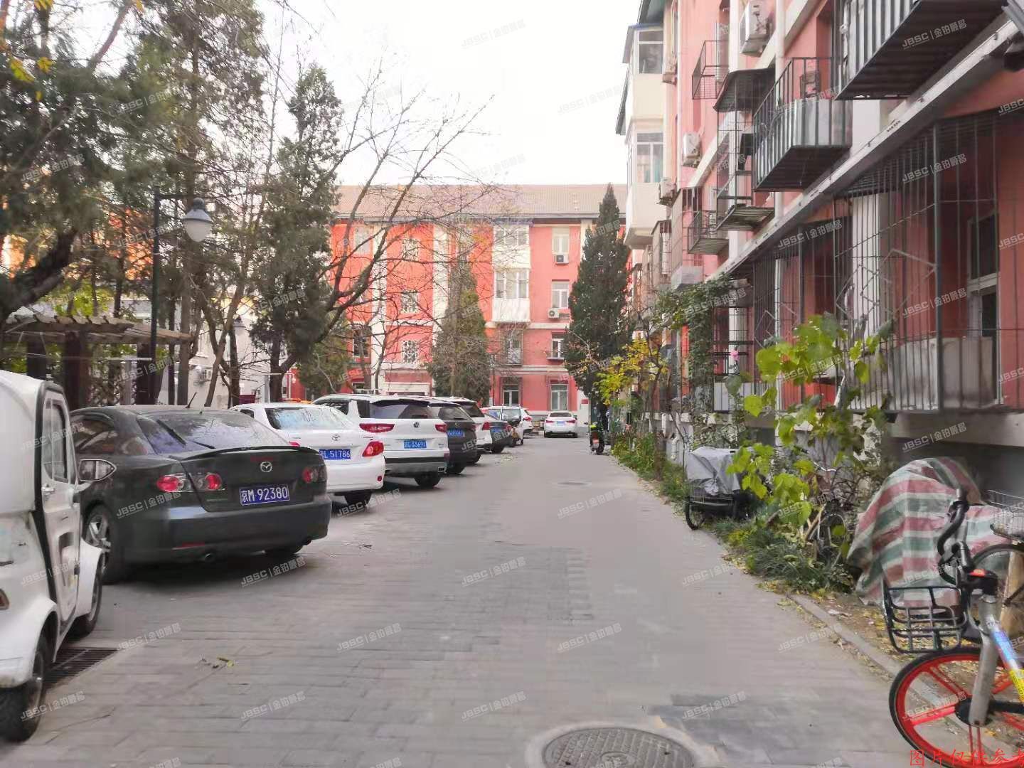 西城区白广路东里5号楼3层⑧-3-302