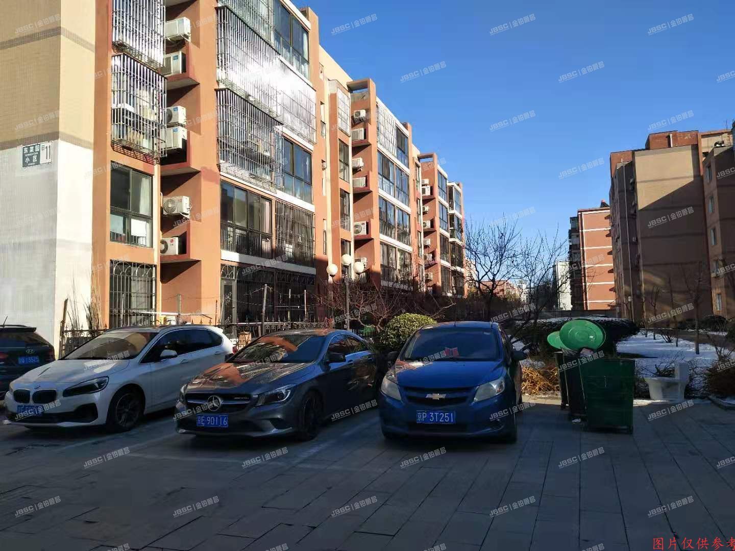 密云区东菜园小区甲11号楼1层3单元102