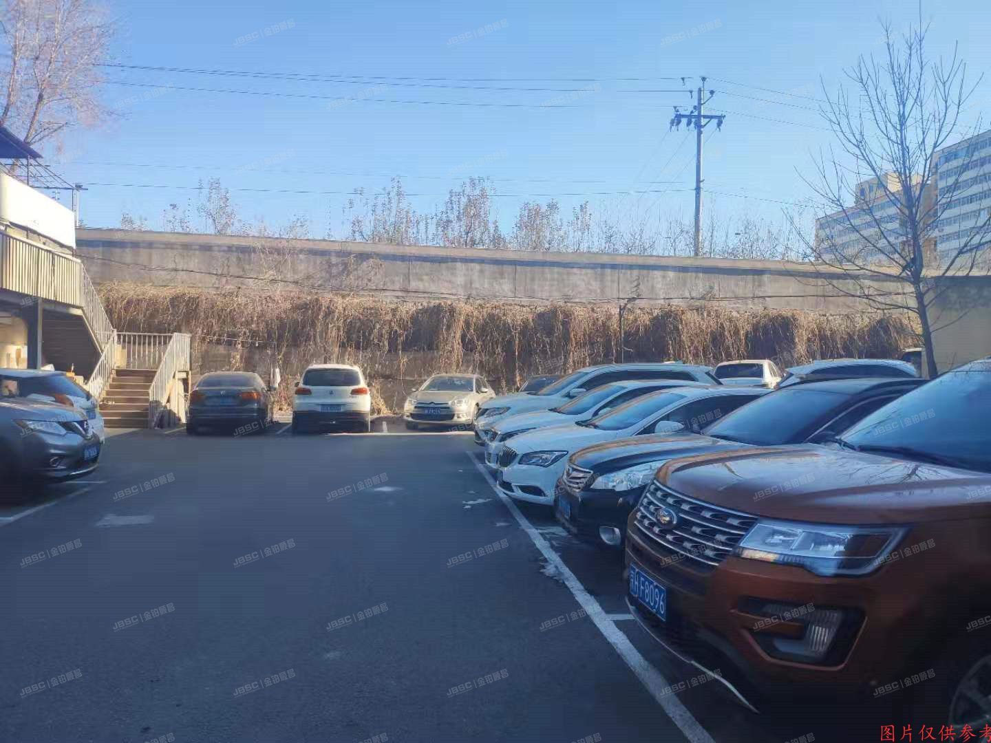 海淀区 北洼路32号1号楼3层304（中国人民银行宿舍）