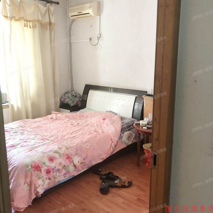 大兴区西红门镇兴都苑17号楼3层304