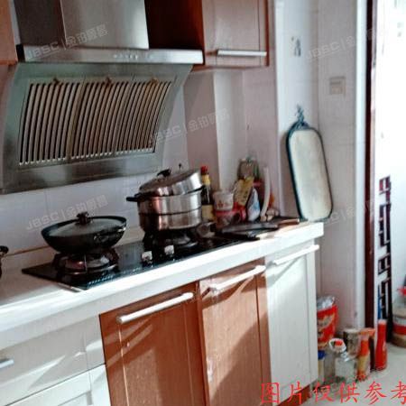 大兴区香海园49号楼5层504（顺驰领海）