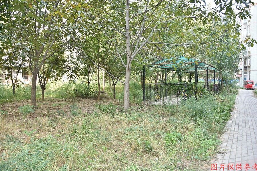 房山区韩村河镇西小区8号楼6层4-601及跃层