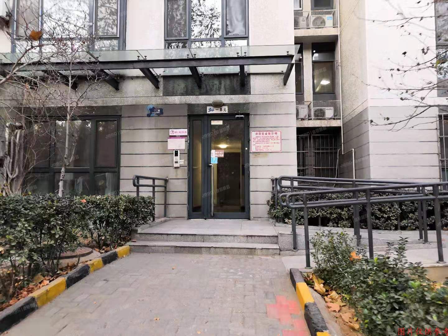 大兴区香海园49号楼5层504（顺驰领海）