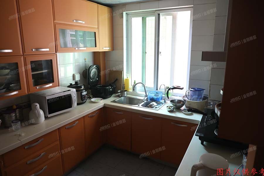 海淀区远大园五区8号楼8层9C号（世纪城）