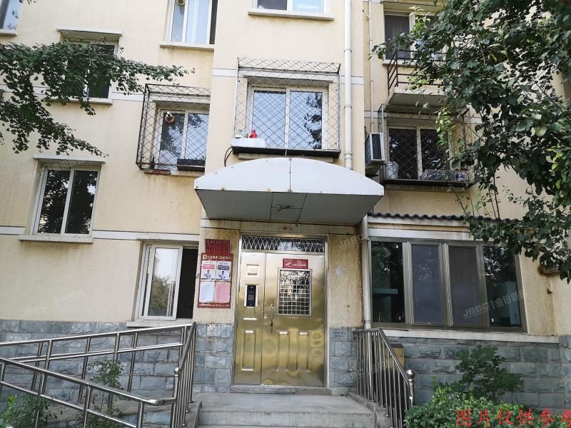 房山区 世界名园20号楼6层1单元601（世界名园）