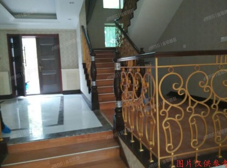 ※顺义区丽高花园丽枫西路2号B2-8幢1至3层（丽高王府）