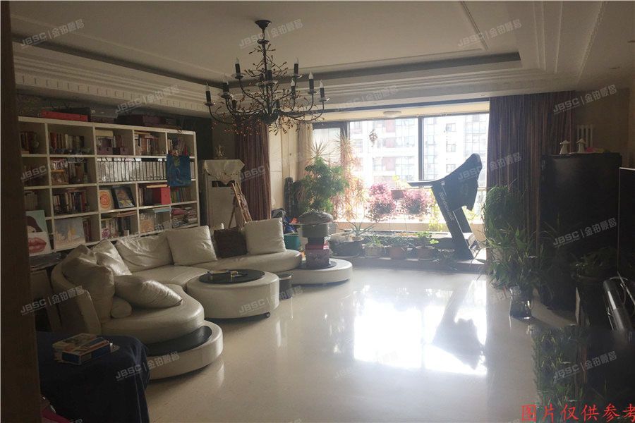 朝阳区 青年路西里5号院7号楼9层2单元1002（润枫水尚）