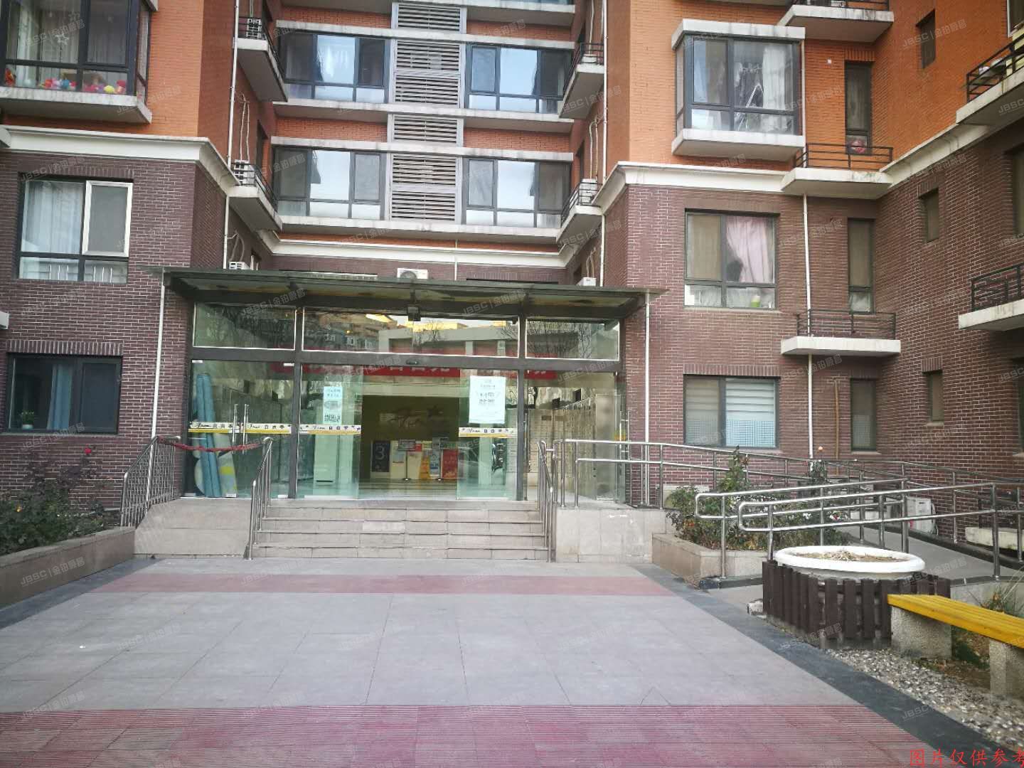 东城区夕照寺中街31楼1层2座0116室（自由季）