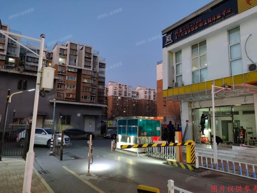 大兴区丽园路30号院26号楼8层1单元804（首开康乃馨城）