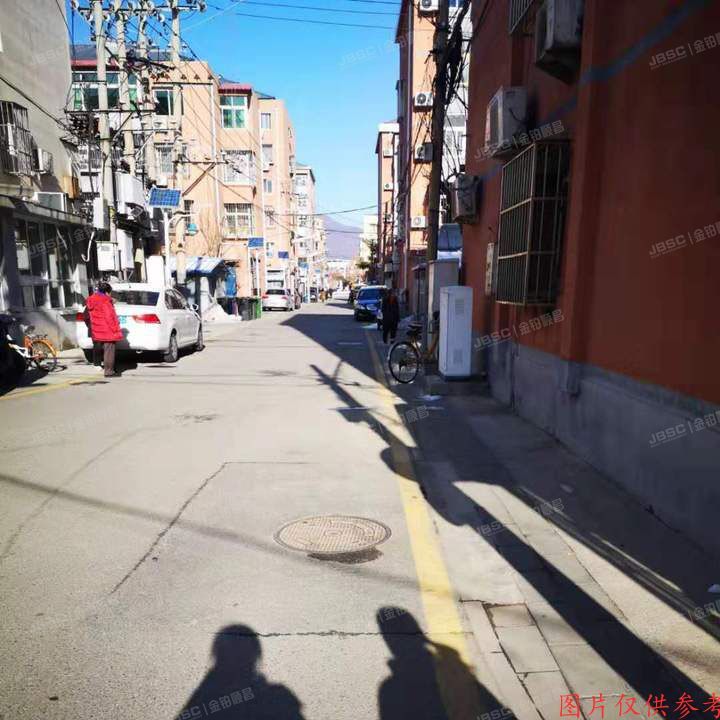 怀柔区湖光小区10号楼3层2-303